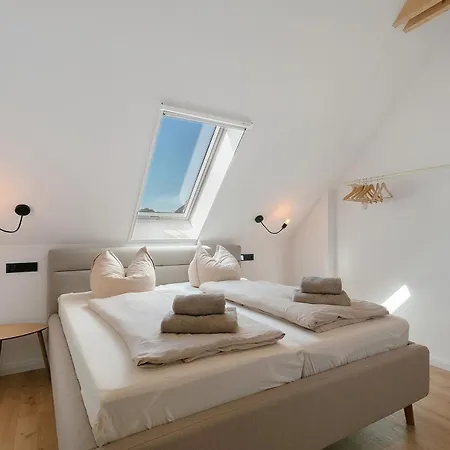 Stolzenhagener 7 *
